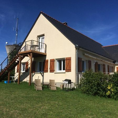 Les Petits Chenes Bed & Breakfast La Pellerine  Luaran gambar