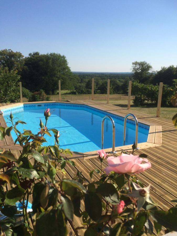 Les Petits Chenes Bed & Breakfast La Pellerine  Luaran gambar